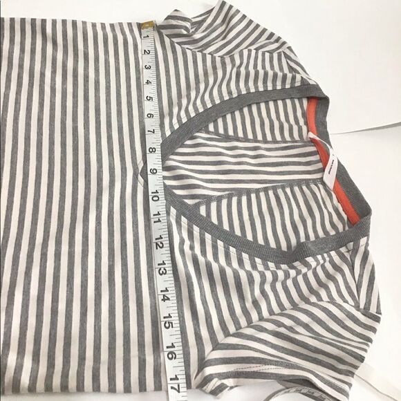 Athleta V-Neck Short Sleeve Dress Size S - Picture 6 of 7